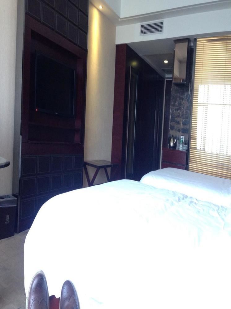 Boya Holiday Hotel Guangzhou Exterior photo