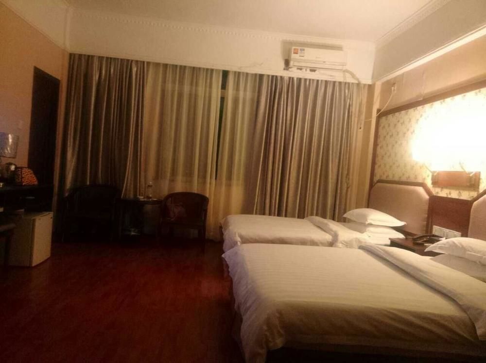 Boya Holiday Hotel Guangzhou Exterior photo